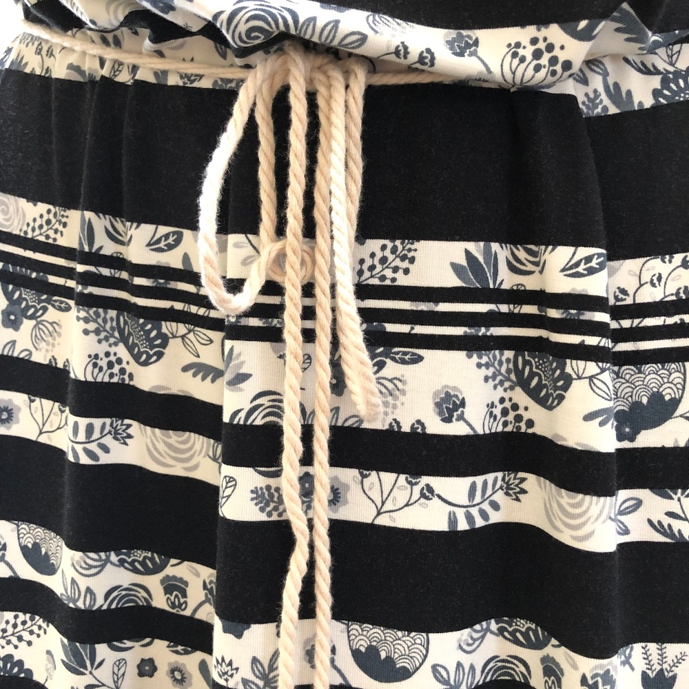 NWOT Hatley Black & White Striped Floral Dress S - Picture 7 of 8